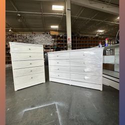 Dresser set / Eight and five drawers dresser