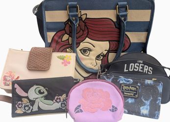 Loungefly Collector Lot - Disney, Harry Potter, IT (6 Pieces)
