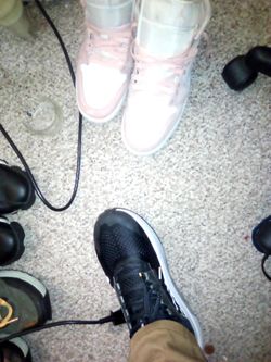 Peach size 10 dunks