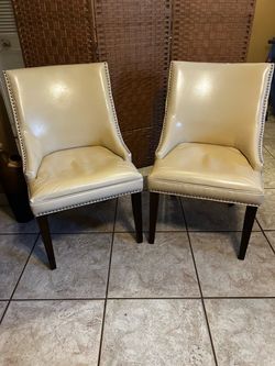Set of 2 Safavieh Afton Yellow-Cream Leather Dining / Accent Chairs💰$140 CASH