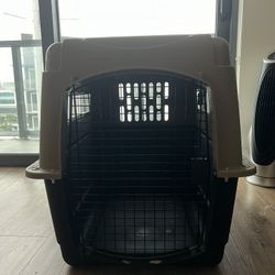 Petmate Ultra vari Dog Kennel For Medium To Large Dogs 