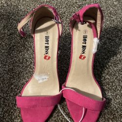 Heal  Size 9, Never Been Worn 