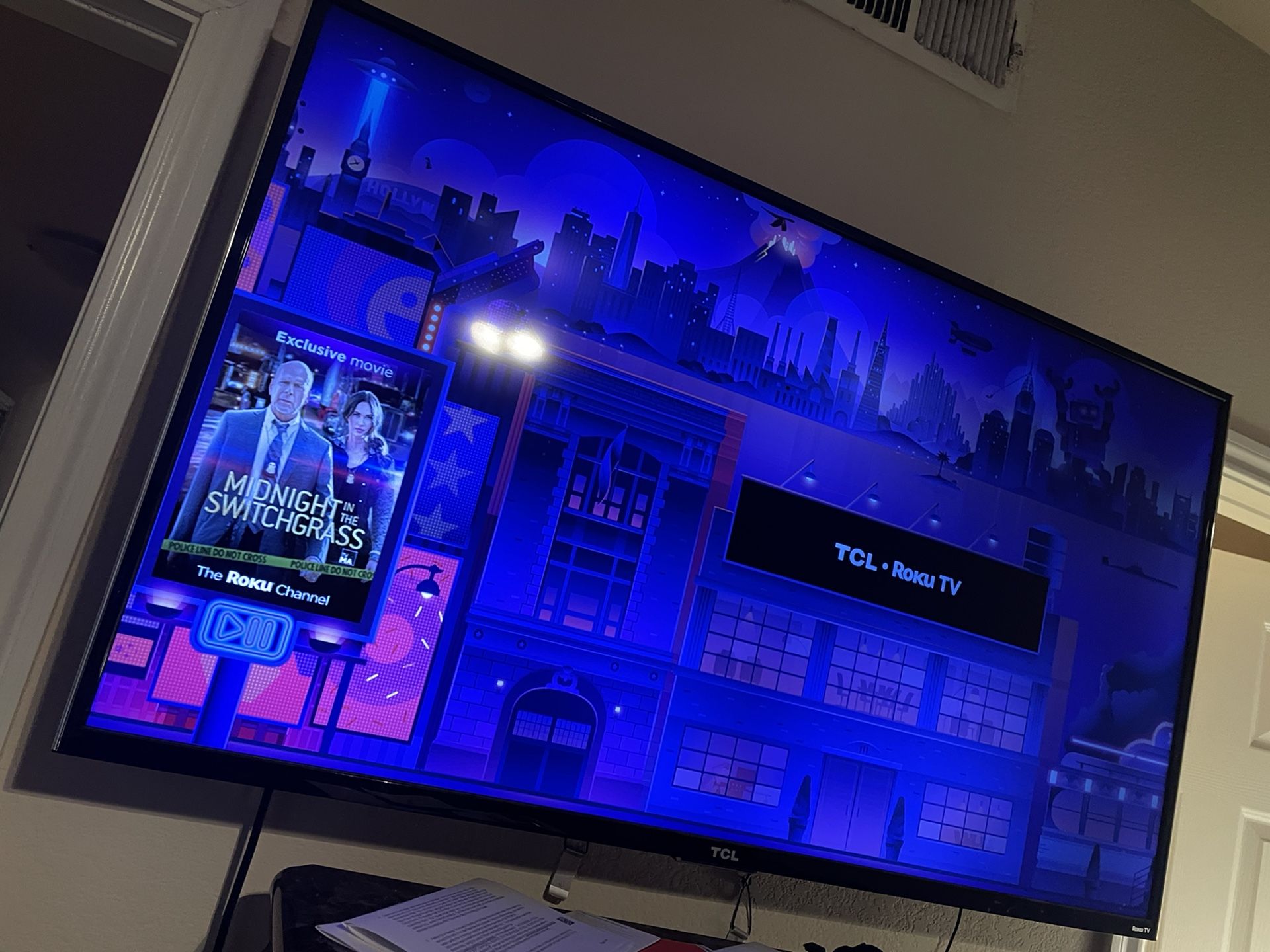 TCL 32’ Roku TV