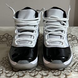 Air Jordan 11 “Concord” Size 9.5 – VNDS – OG Box – Verified Authentic