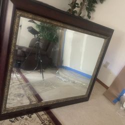 Sophisticated  Wall Mirror 