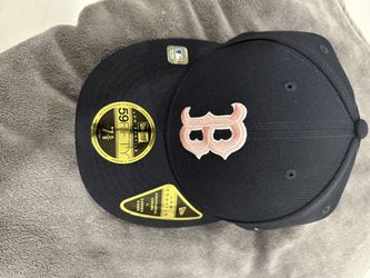 boston fitted hat