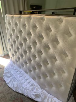 Brand new 10inch thick queen mattress