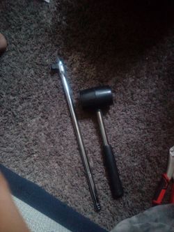 Breaker bar