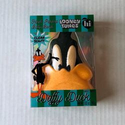 Hi Peach Layne X Looney Tunes Daffy Duck Hand-Painted Bath Bomb