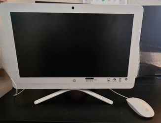 HP All-in-One Desktop Computer with Mouse