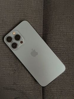 iPhone 13 Pro (Blue)