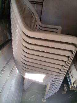 Resin Picnic Chair With Arm Rest