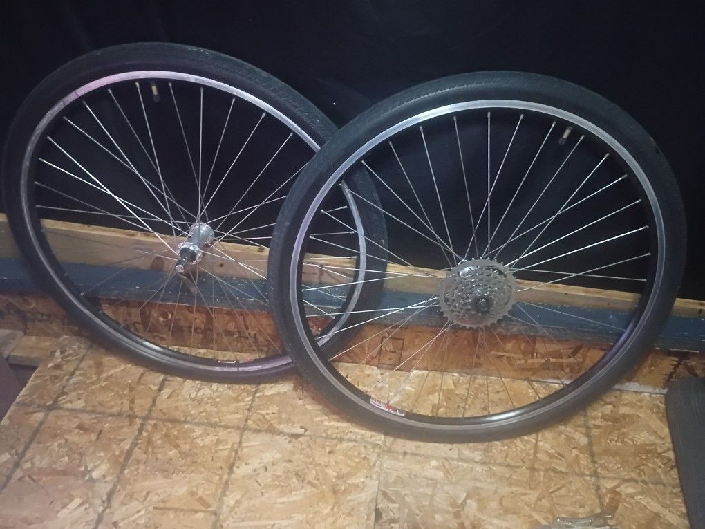 MATRIX 750. 700C. WHEEL SET