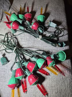 Vintage-Style Christmas bubble lights - Two 7 Light Sets