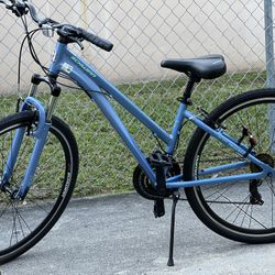 SCHWINN HYBRID BIKE, 28 INCH