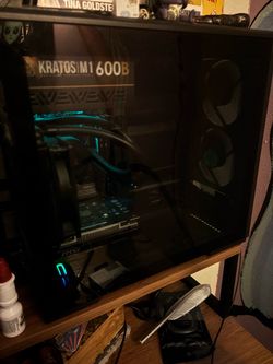 CLX SCARAB Gaming PC & HERMESE1C Keyboard