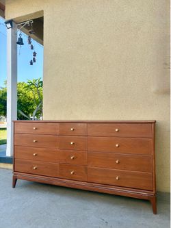 Stunning Mid-Century Modern 12-Drawer Dresser