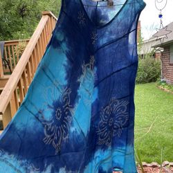 lovely tiedyed dress fits up to xxl