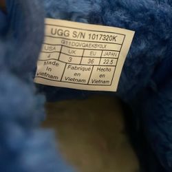 Selling UGG 