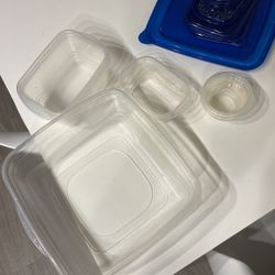 Kitchen Tupperware