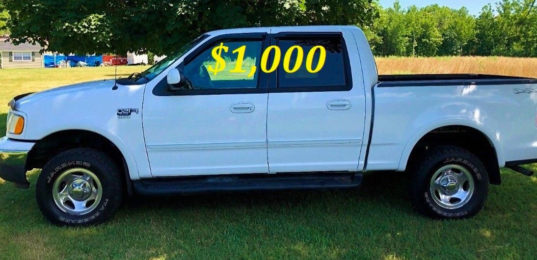 🟢💲1,OOO I m selling URGENTLY this Beautiful💚2OO2 Ford F15O nice Family truck XLT Super Crew Cab 4-Door Runs and drives very smoothly💪🟢