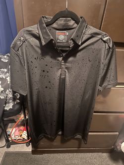 Black shirt