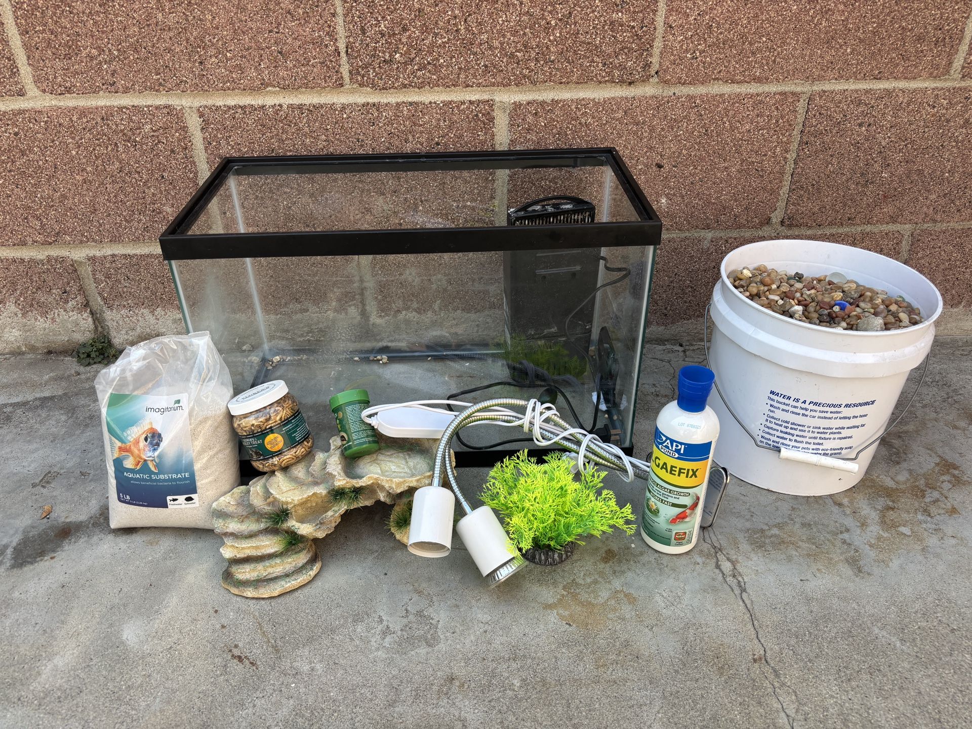 10 Gallon Reptile/Fish Tank 