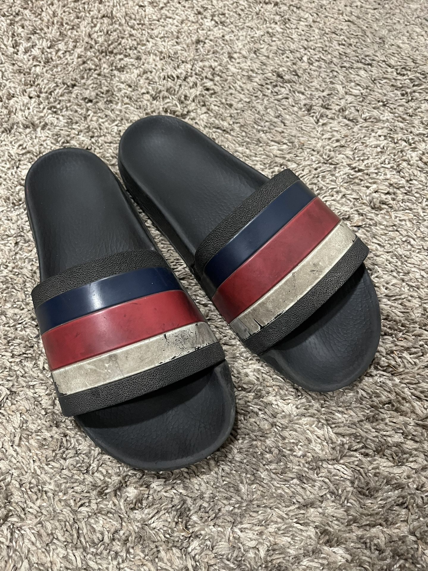 Old Beat Gucci Slides