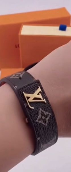 Lv bracelet