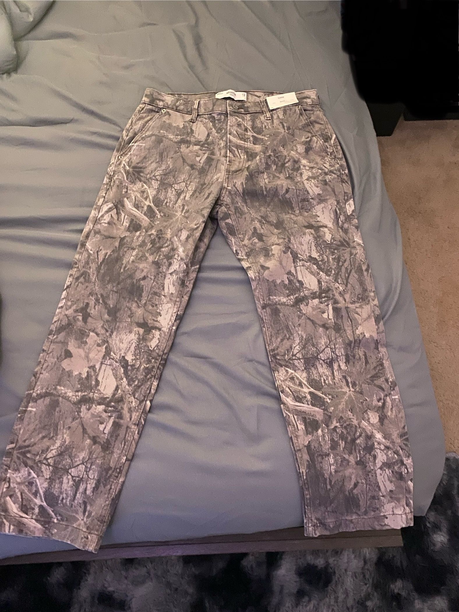 loose camo hollister pants