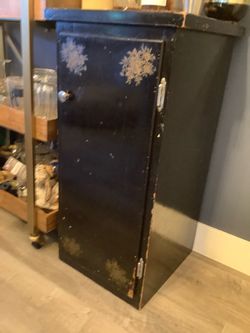 Antique 1920/1930 Black Liquor Cabinet Bar