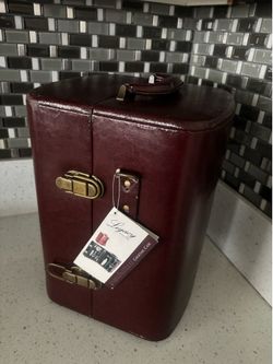 Vintage Legacy by picnic time cocktail case travel set