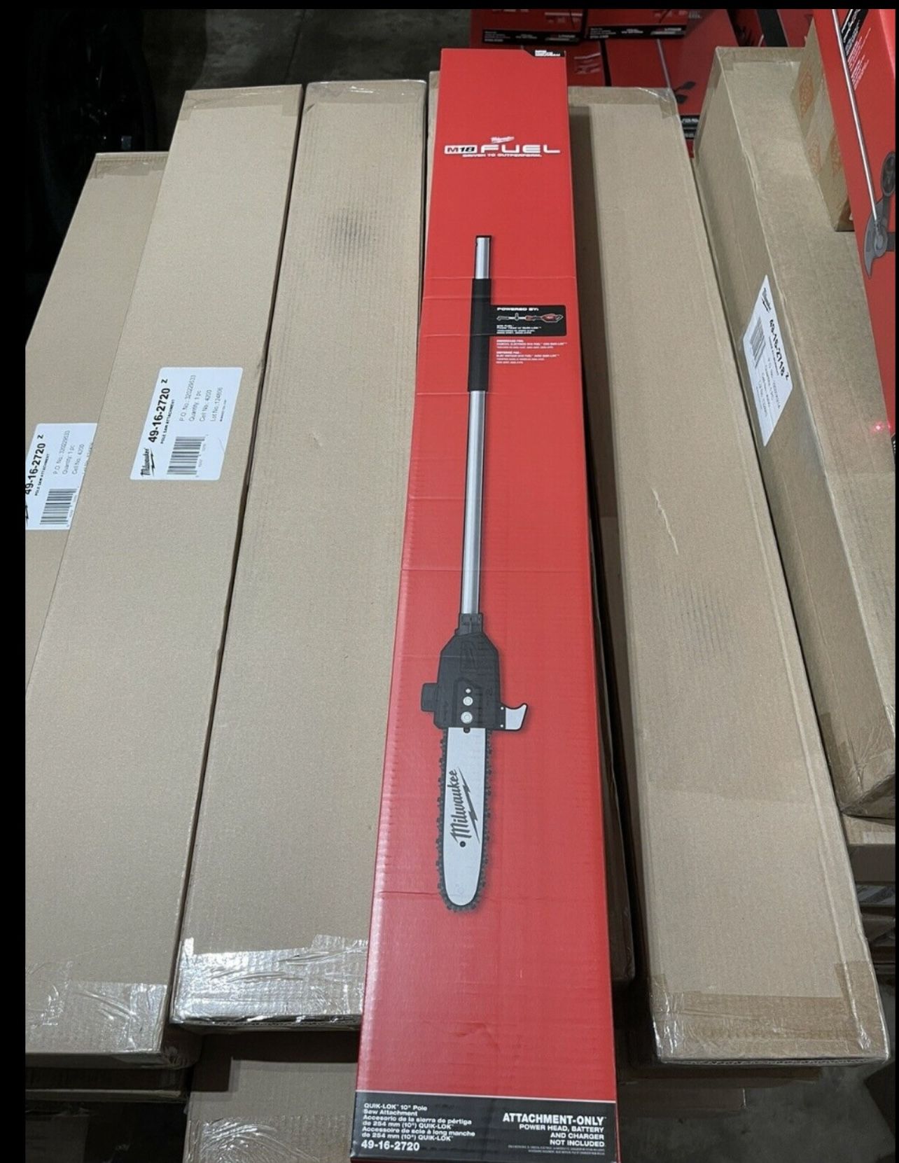 NEW!!!!!!NUEVA!!!!Milwaukee M18 FUEL QUIK-LOK 10 in. Pole Saw Attachment (Tool-Only) 1.6k