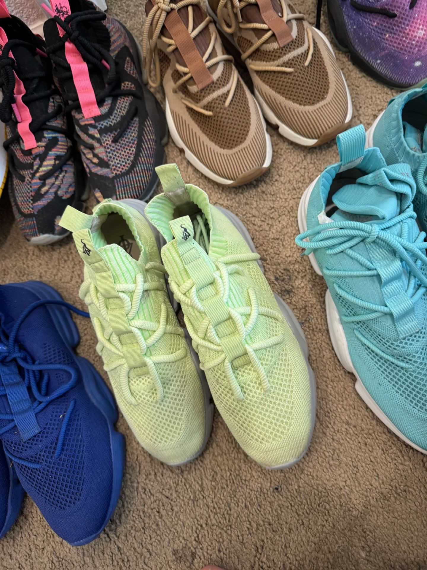 Sia Collective “Slime Glow” Sz11 Exclusive $80obo