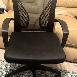 Ergonomically Revolving Office Chair