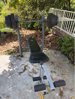 [Used] Gold Gym 100 pounds bench press