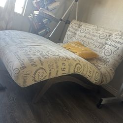 Lounge chair