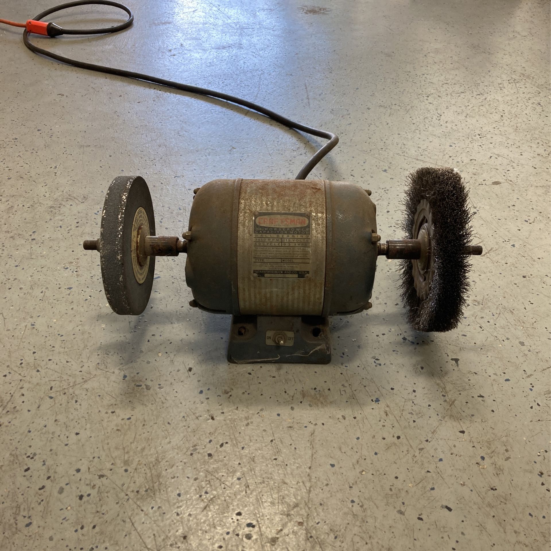 Grinder And Wire Wheel Heavy Duty Ball Bearing 3/4 Horsepower 3450 R. P. M. Made In USA