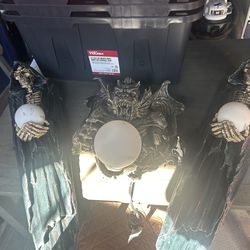 Gargoyle and grim reaper