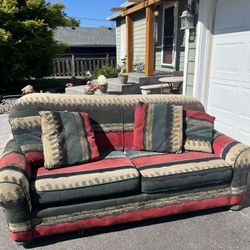 Couch/hide-a-bed
