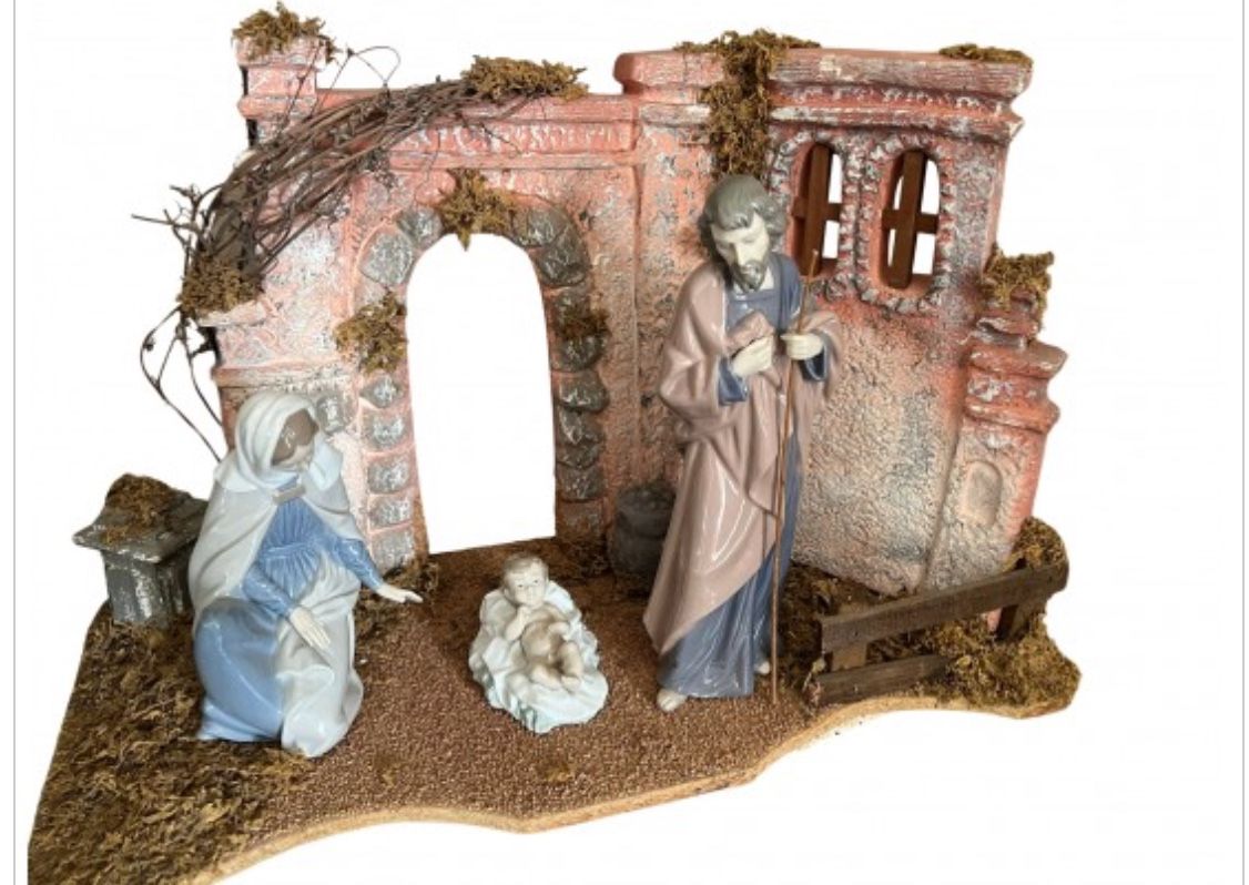 Nao Lladro “La  Natividad”  Retired. Holy Family and  Rare Crèche/Stable