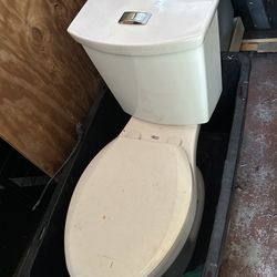 Toilet American Standard 