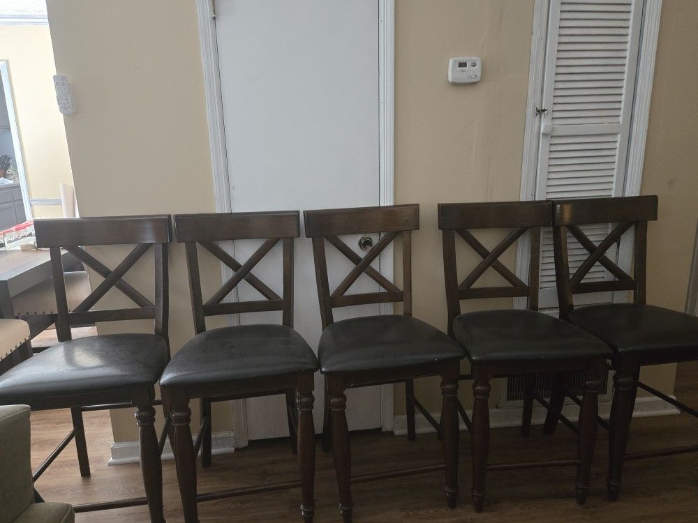 5 Wood Bar Stool Chairs