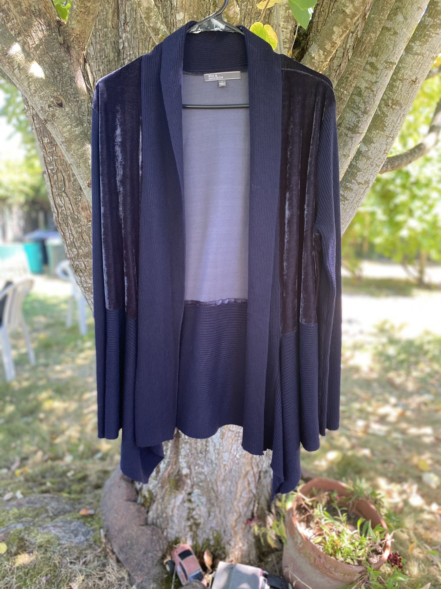 Beautiful! Women’s Size L Navy Blue 1/2 Velvet 1/2 Sweater Knit Open Front Cardigan Sweater— 89th & Madison 