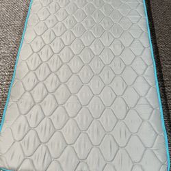 **Never Used*** - Linenspa 6 inch - Twin Bed Mattress - Bonnell Spring with Foam Layer 