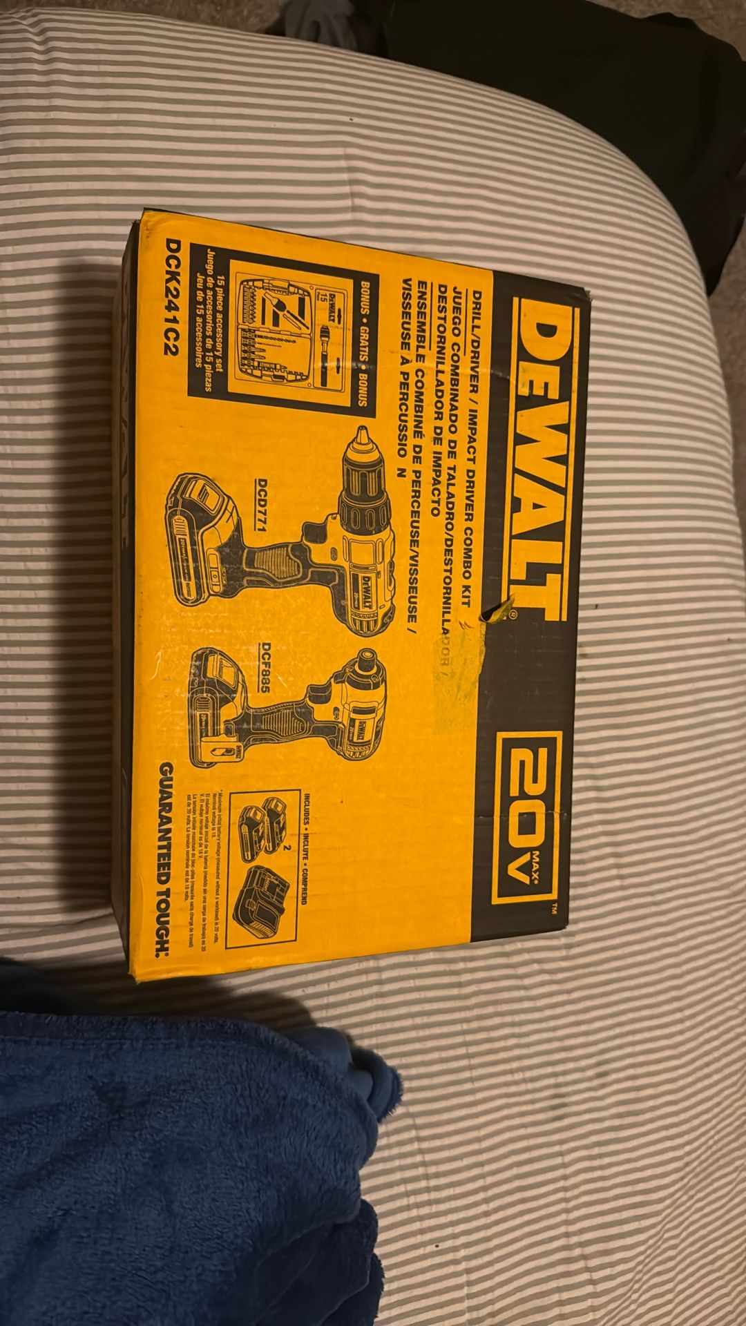 BRAND NEW DRILL/IMPACT DRIVER COMBO KIT