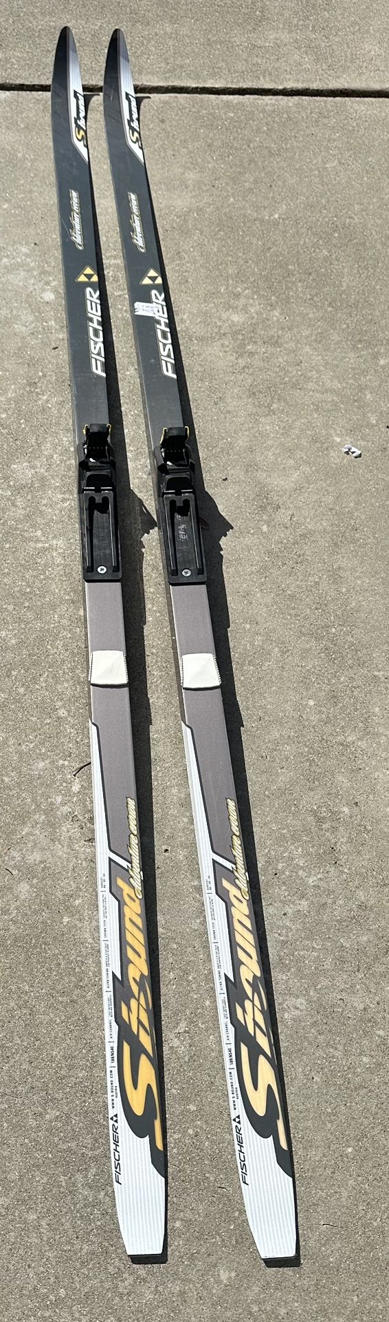 Fischer Adventure Crown Sbound 189 cm Cross Country Skis w/ Rottefella Bindings