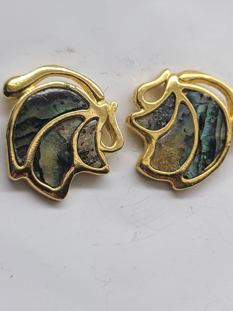 IRIDESCENT ABALONE SHELL FLORAL