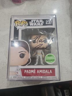 Padme Amidala Signed By Natalie Portman Herself!!!