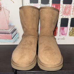 Uggs Size 5
